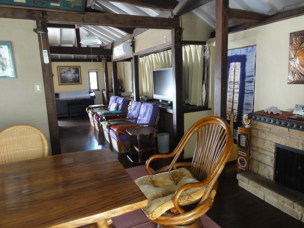 Ishigakijima Akagawara Villa Ishigaki  Rum bild
